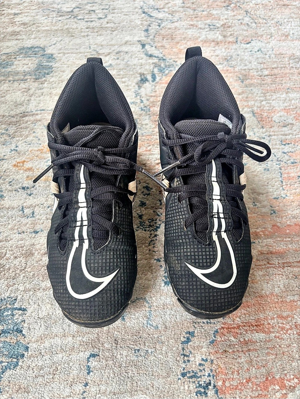 Nike Alpha Huarache Elite 4 Black & White US 3Y